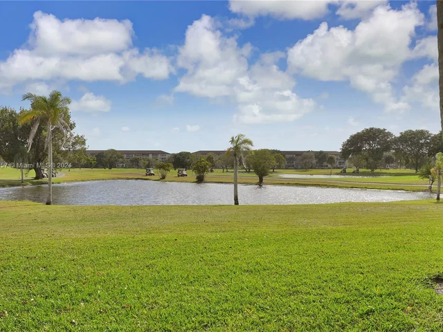 251 SW 132nd Way # 118H, Pembroke Pines FL 33027