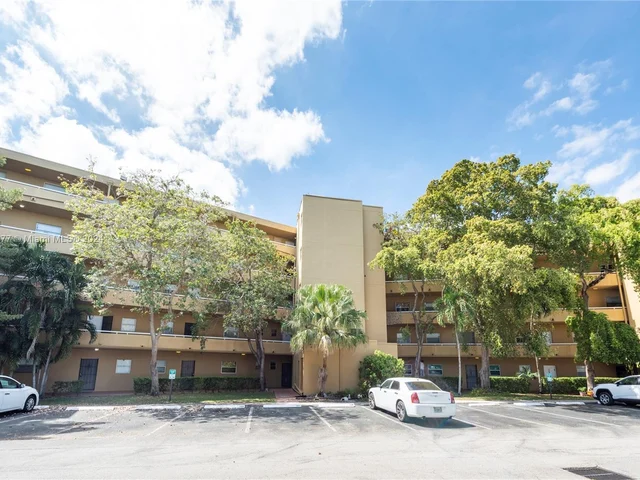 4111 Stirling Rd # 509, Dania Beach FL 33314