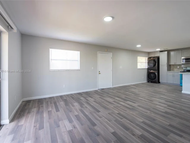 4111 Stirling Rd # 509, Dania Beach FL 33314