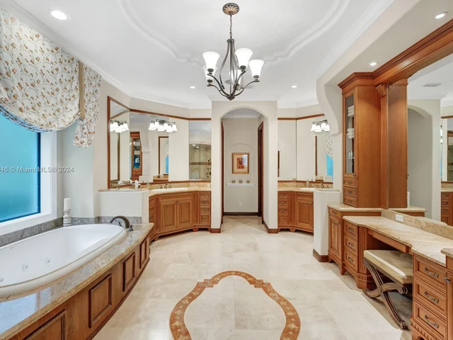 12301 Vista Ln, Pinecrest FL 33156