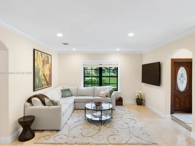 12301 Vista Ln, Pinecrest FL 33156