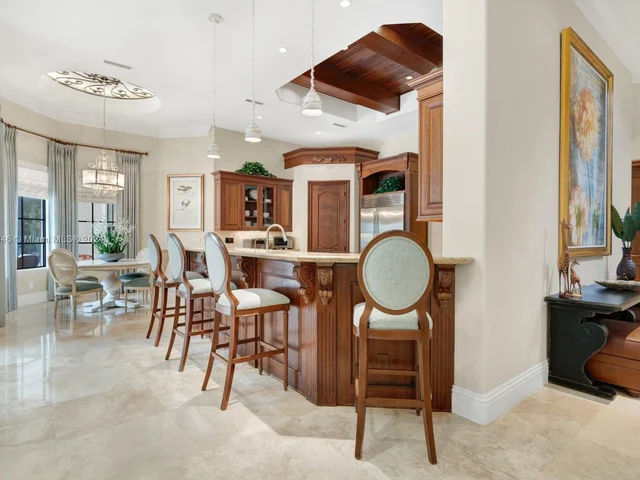 12301 Vista Ln, Pinecrest FL 33156