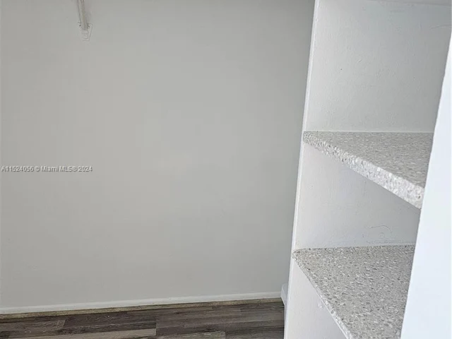 20400 W Country Club Dr # 508, Aventura FL 33180