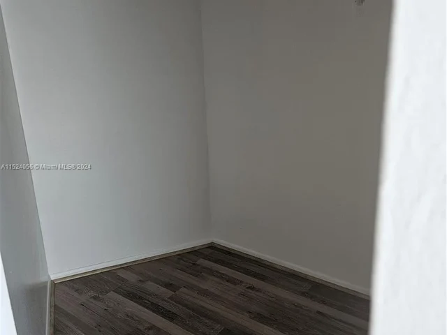 20400 W Country Club Dr # 508, Aventura FL 33180