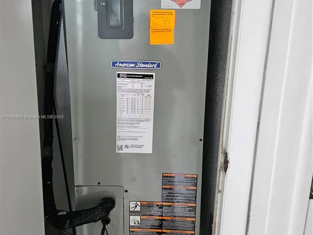 20400 W Country Club Dr # 508, Aventura FL 33180