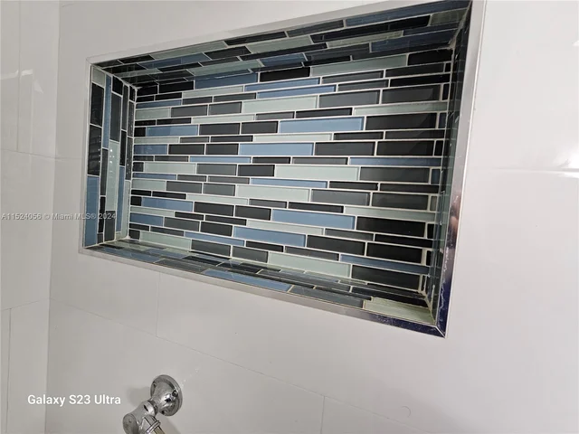 20400 W Country Club Dr # 508, Aventura FL 33180