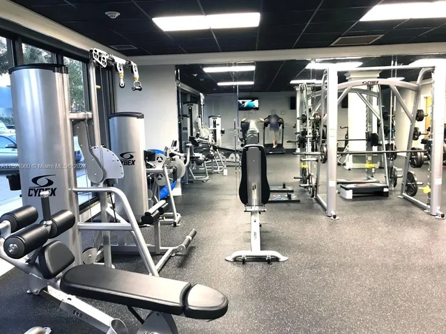 1865 79th St Cswy # 16B, North Bay Village FL 33141