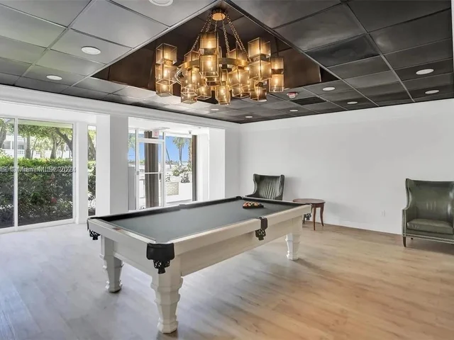 1865 79th St Cswy # 16B, North Bay Village FL 33141