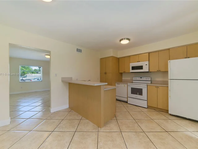 2332 SW 26th Ln, Miami FL 33133