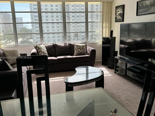 1825 S Ocean Dr # 514, Hallandale Beach FL 33009