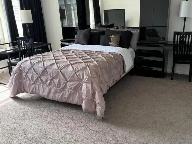 1825 S Ocean Dr # 514, Hallandale Beach FL 33009