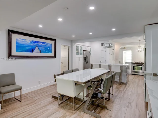 1111 SW 18th Ct, Fort Lauderdale FL 33315