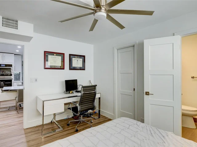 1111 SW 18th Ct, Fort Lauderdale FL 33315