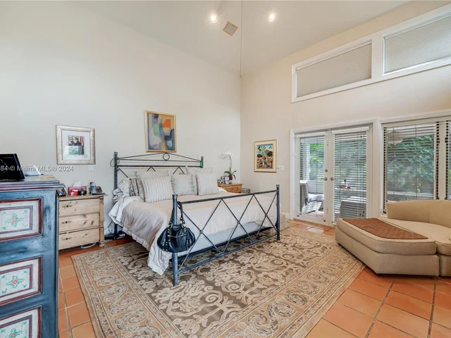 6600 SW 129th Ter, Pinecrest FL 33156