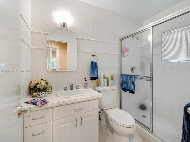 6600 SW 129th Ter, Pinecrest FL 33156