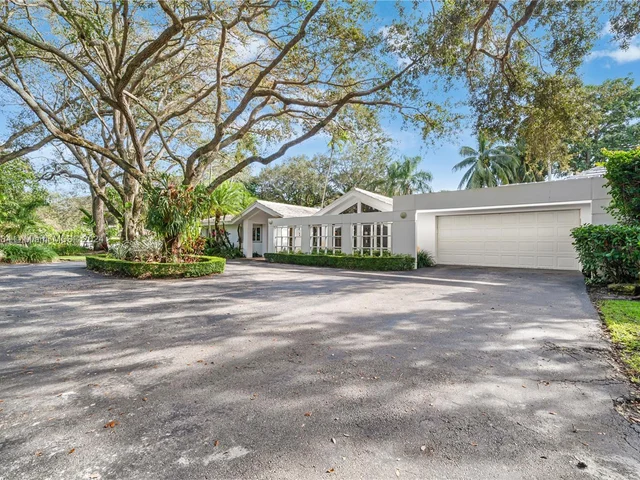 6600 SW 129th Ter, Pinecrest FL 33156