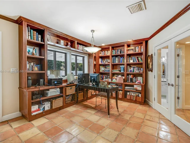 6600 SW 129th Ter, Pinecrest FL 33156