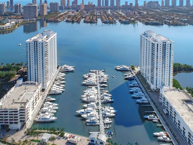 17111 Biscayne Blvd # 603, North Miami Beach FL 33160