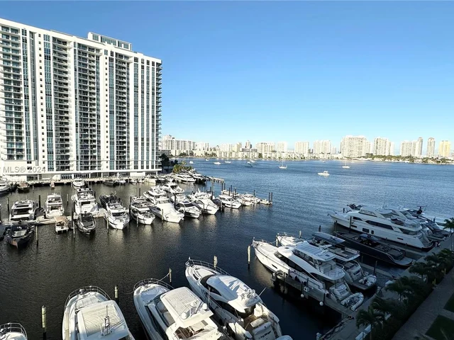 17111 Biscayne Blvd # 603, North Miami Beach FL 33160