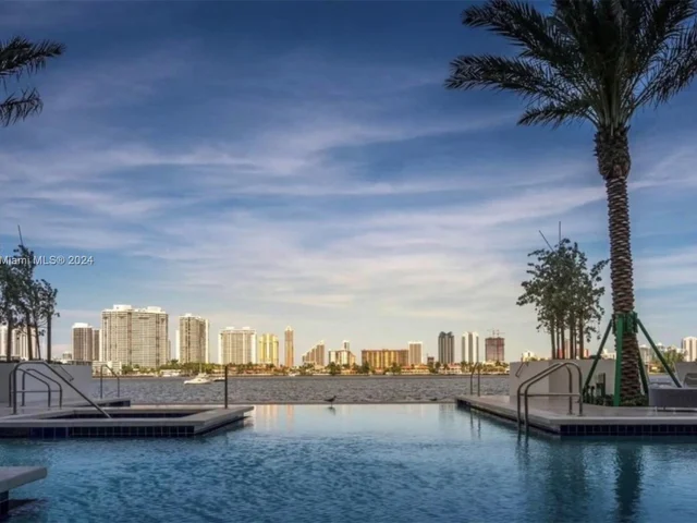 17111 Biscayne Blvd # 603, North Miami Beach FL 33160