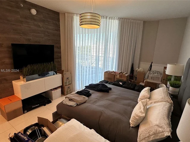 17111 Biscayne Blvd # 603, North Miami Beach FL 33160