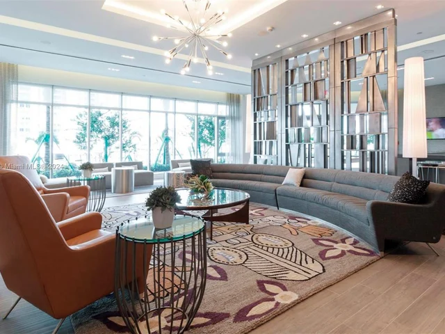 17111 Biscayne Blvd # 603, North Miami Beach FL 33160