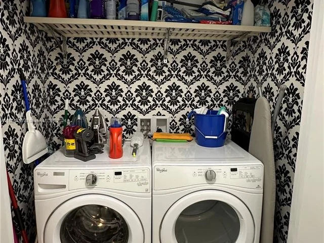 17111 Biscayne Blvd # 603, North Miami Beach FL 33160