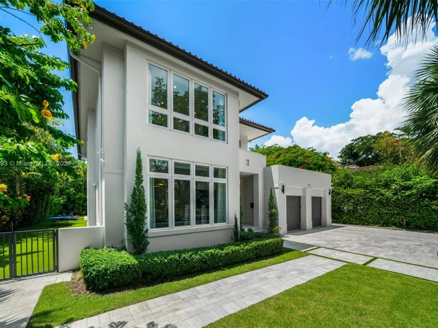 928 Palermo Ave, Coral Gables FL 33134