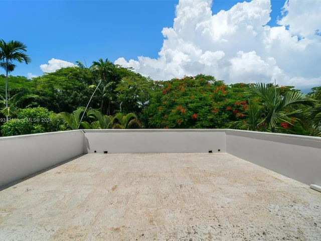 928 Palermo Ave, Coral Gables FL 33134