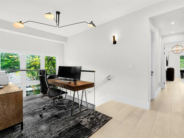 928 Palermo Ave, Coral Gables FL 33134