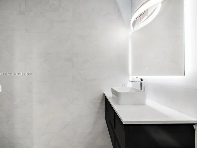 928 Palermo Ave, Coral Gables FL 33134