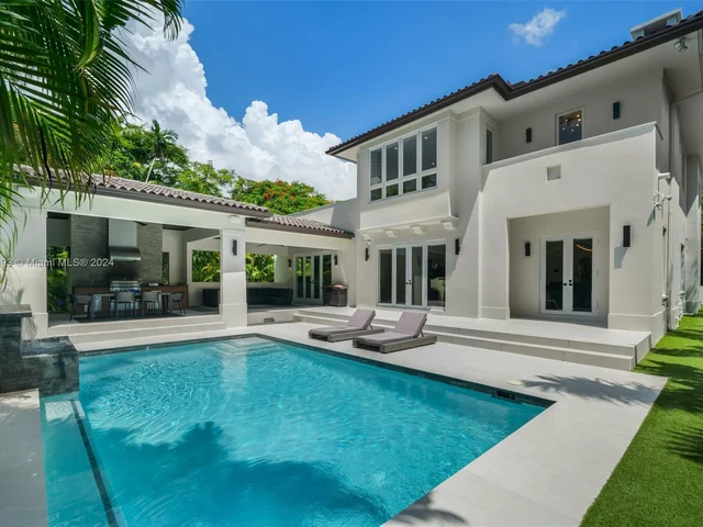 928 Palermo Ave, Coral Gables FL 33134