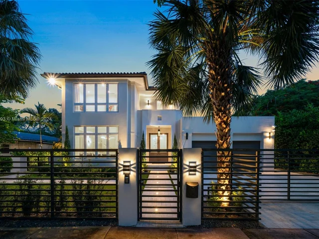 928 Palermo Ave, Coral Gables FL 33134