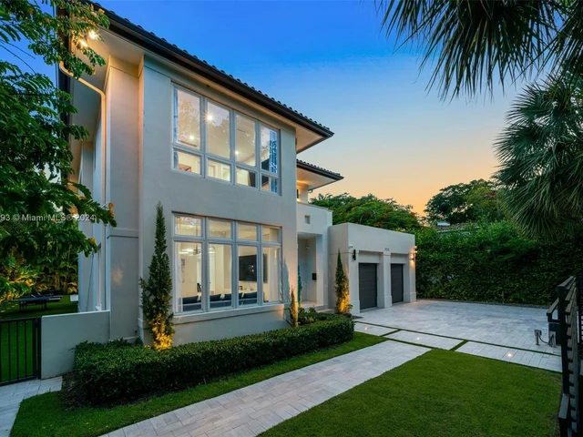 928 Palermo Ave, Coral Gables FL 33134