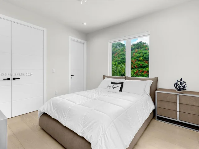 928 Palermo Ave, Coral Gables FL 33134