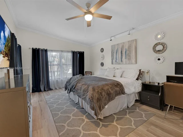 9707 N New River Canal Rd # 216, Plantation FL 33324