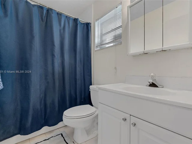 9707 N New River Canal Rd # 216, Plantation FL 33324