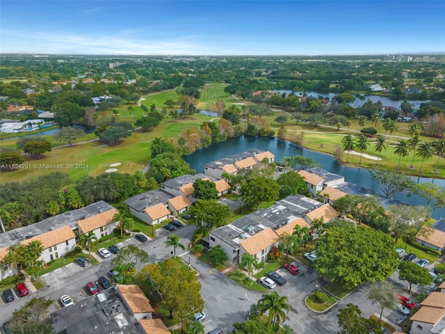 9707 N New River Canal Rd # 216, Plantation FL 33324