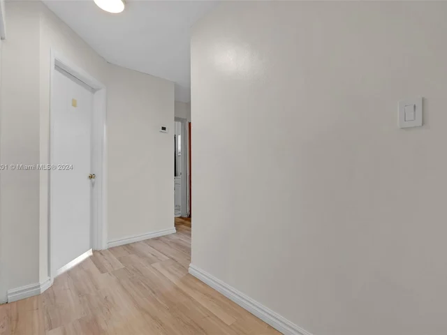 9707 N New River Canal Rd # 216, Plantation FL 33324