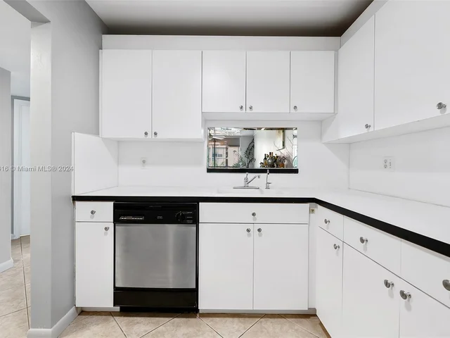 5300 NE 24TH TER # 432C, Fort Lauderdale FL 33308