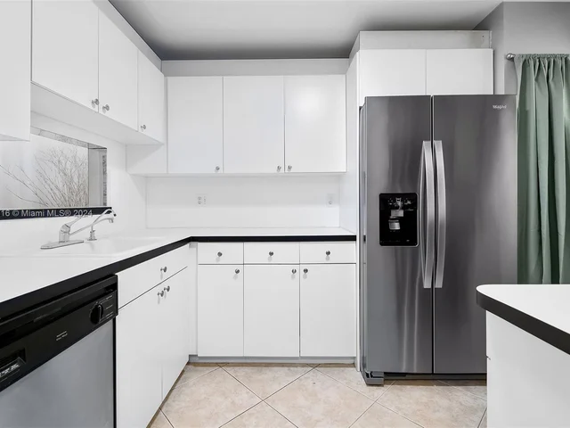 5300 NE 24TH TER # 432C, Fort Lauderdale FL 33308