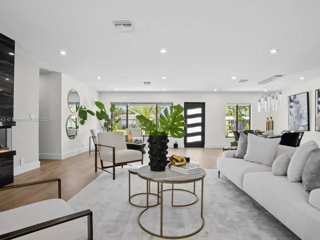 3330 NE 27th Ter, Lighthouse Point FL 33064