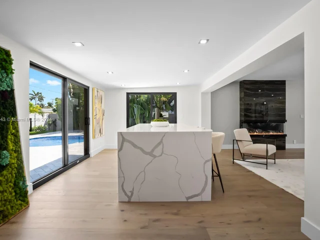 3330 NE 27th Ter, Lighthouse Point FL 33064