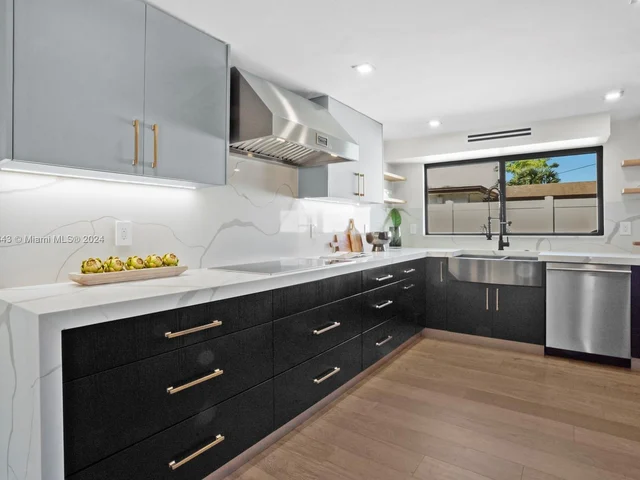 3330 NE 27th Ter, Lighthouse Point FL 33064