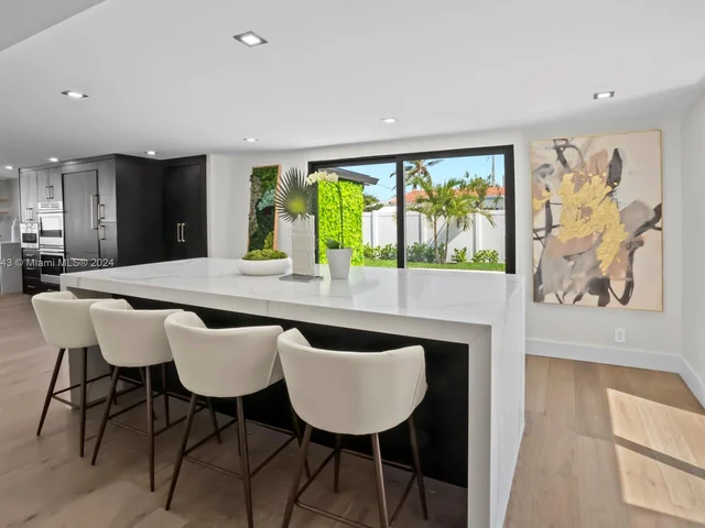 3330 NE 27th Ter, Lighthouse Point FL 33064