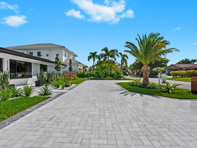 3330 NE 27th Ter, Lighthouse Point FL 33064