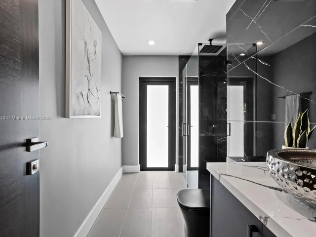 3330 NE 27th Ter, Lighthouse Point FL 33064