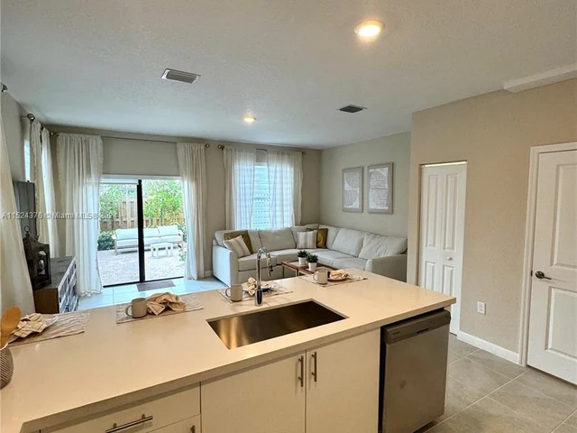 12898 SW 233rd Ter, Homestead FL 33032