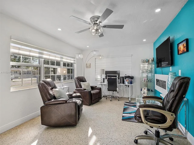 3061 NW 87th Ter, Miami FL 33147