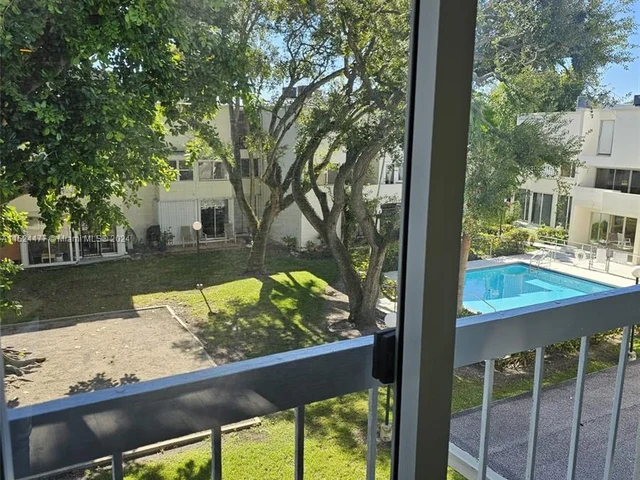 1912 SW 17th Ave # 14, Miami FL 33145